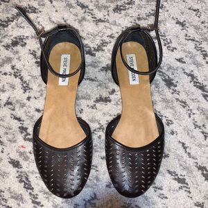 Steve Madden Flat Sandals